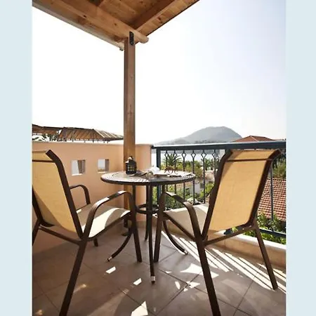 Otel Palm Trees Nydri (Lefkada)