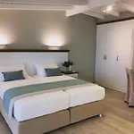 Palm Trees Hotell Nidhrion
