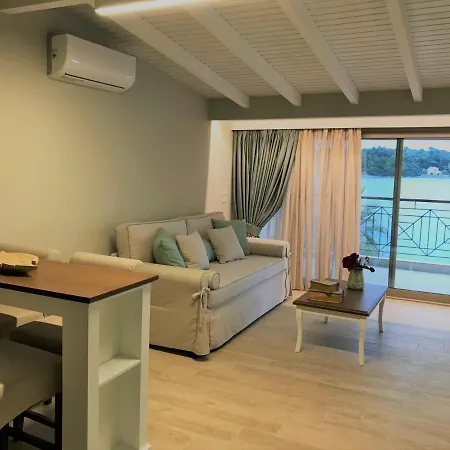 Palm Trees Отель