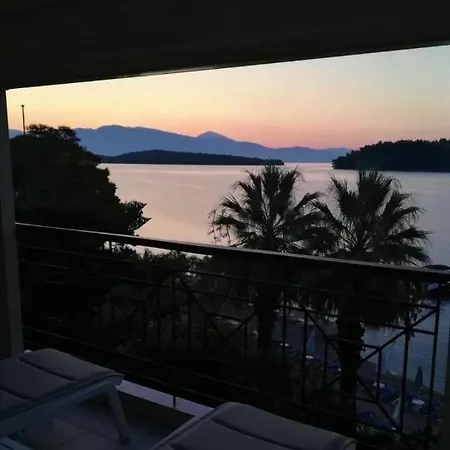 Palm Trees * Nydri (Lefkada)