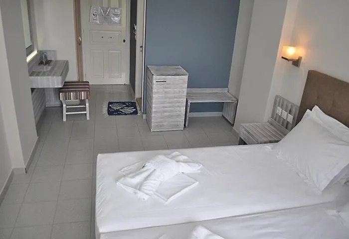 Palm Trees Nydri (Lefkada)